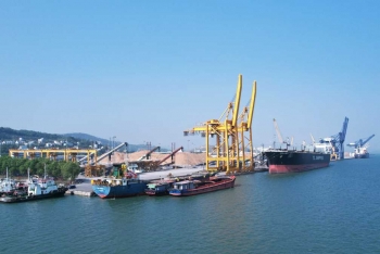 Xây dựng Quảng Ninh thành trung tâm kinh tế biển bền vững