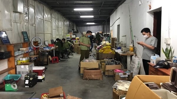 Hải Dương: “Tổng kho Thanh Vân” kinh doanh hàng lậu qua mạng xã hội bị triệt phá